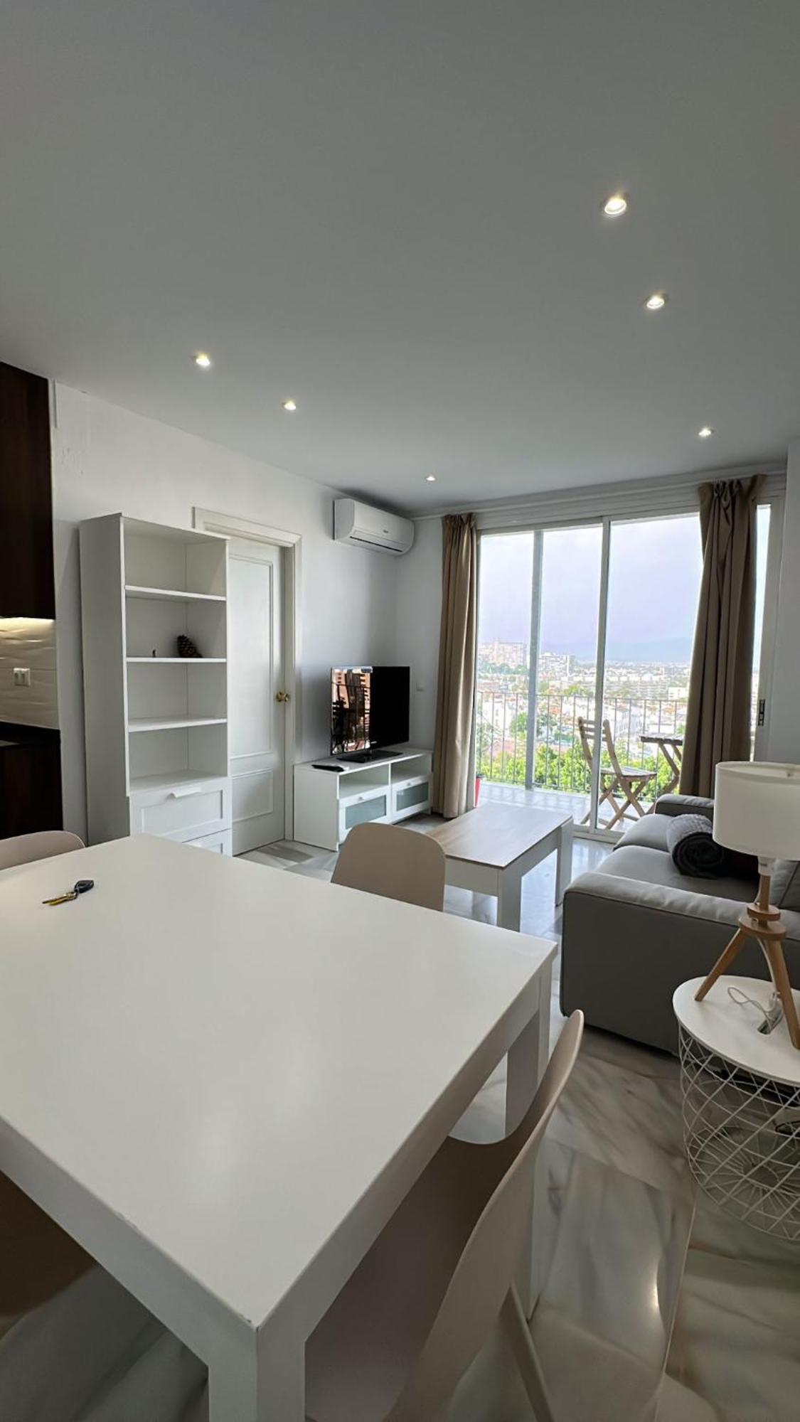 Apt Buenavista En Torremolinos Increibles Vistas Hacia Malaga 5Min Del Centro Y De La Playa Buitenkant foto